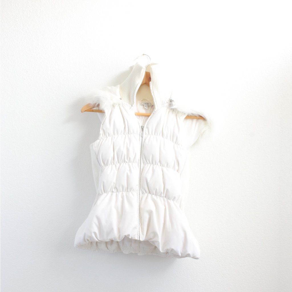 Cache White Winter Puffer Vest Sz M